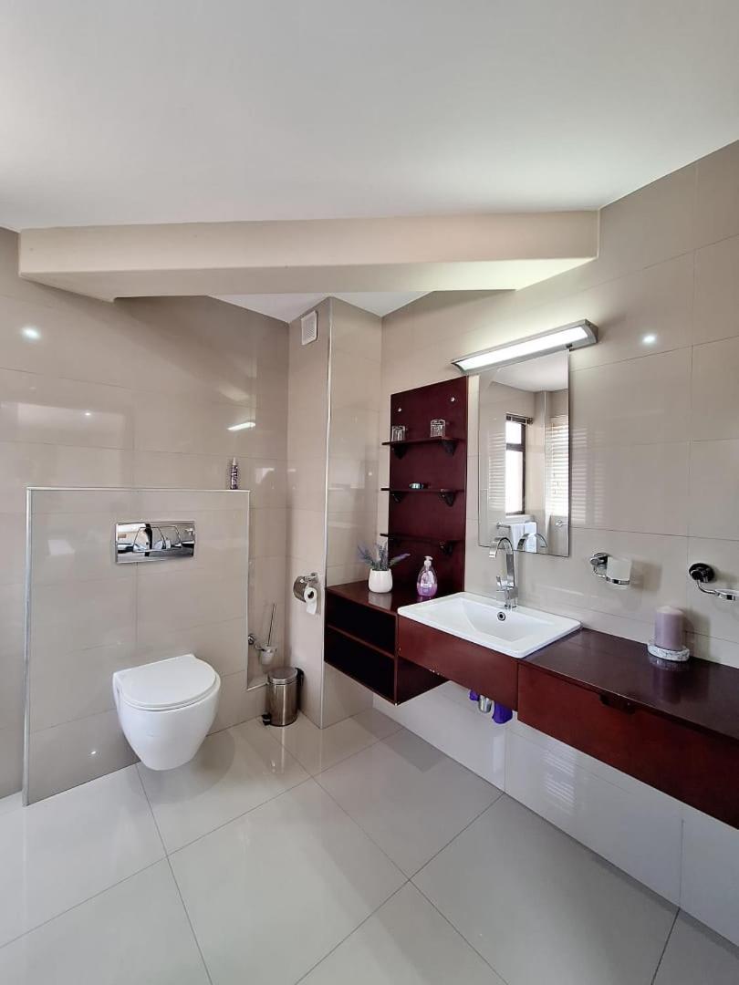 Camere Da Letto- Hotel-On-The Beach Self Catering Swakopmund Buitenkant foto
